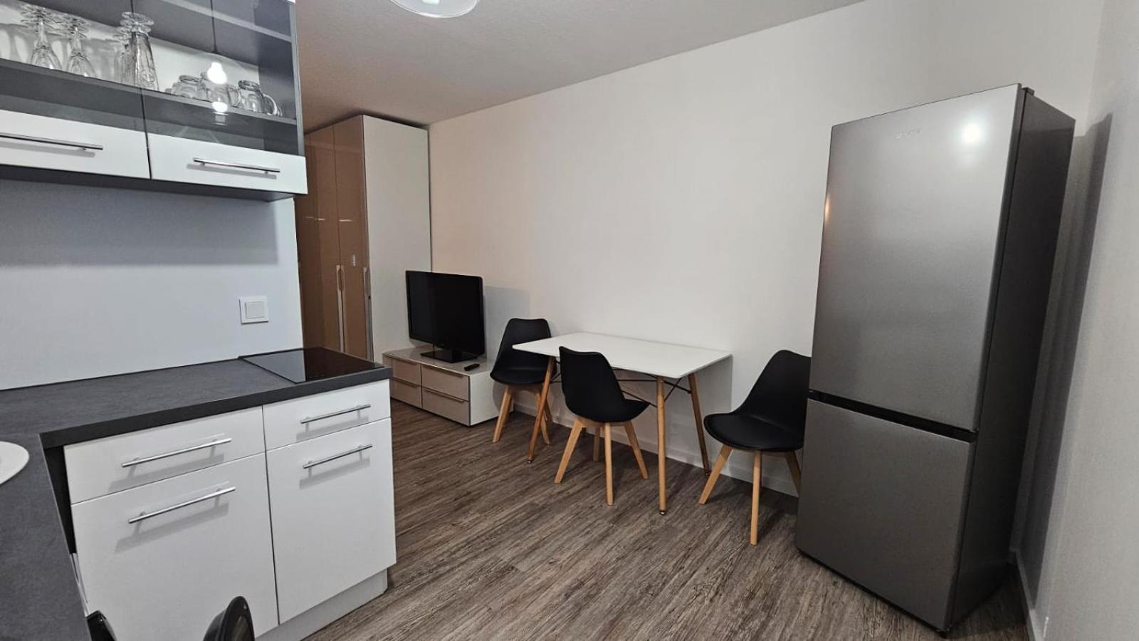 Gast Appartment Germersheim Esterno foto